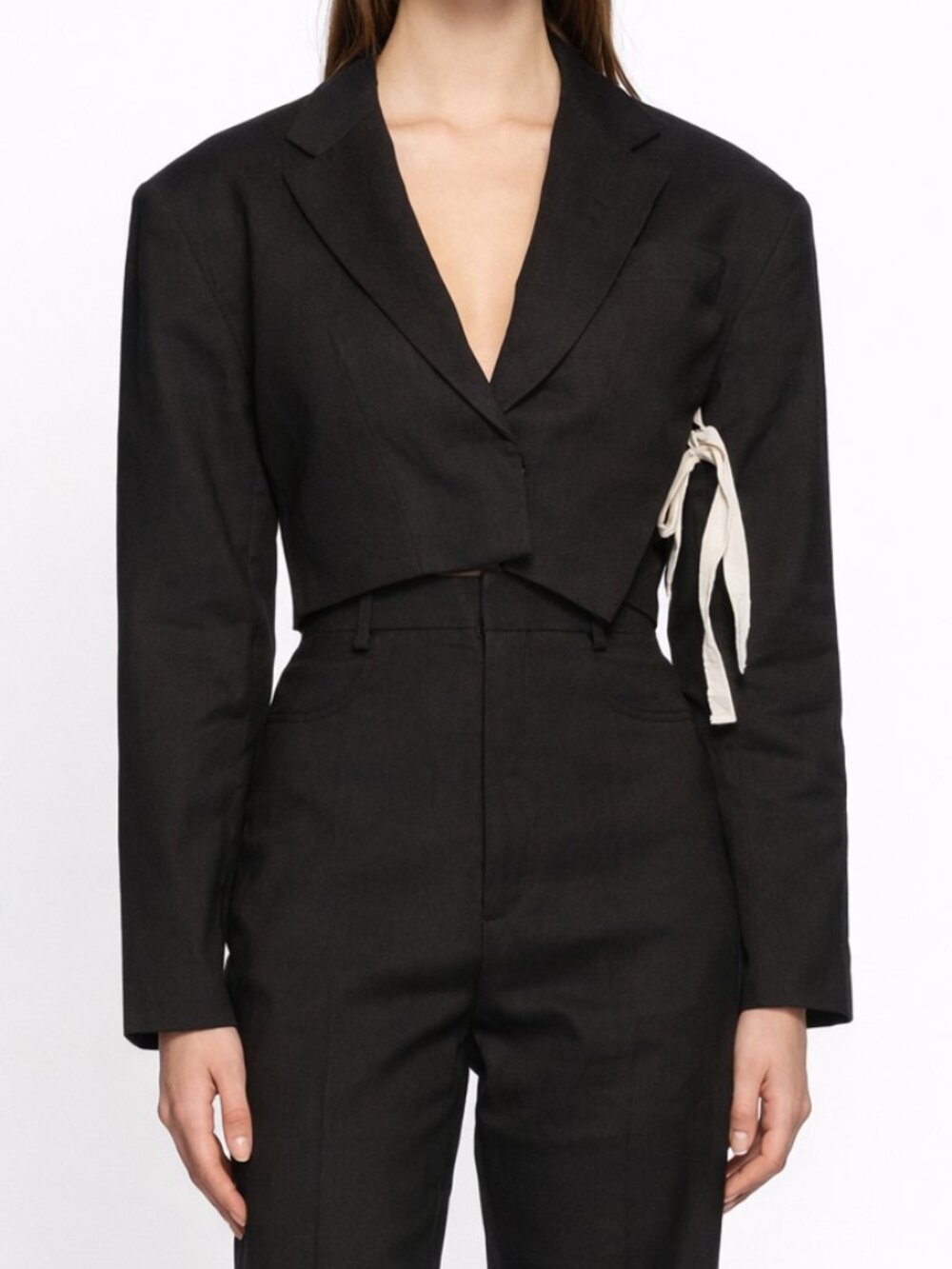 Jacquemus Black La‎ Veste Santon Cropped Blazer with Ribbon Detail 32